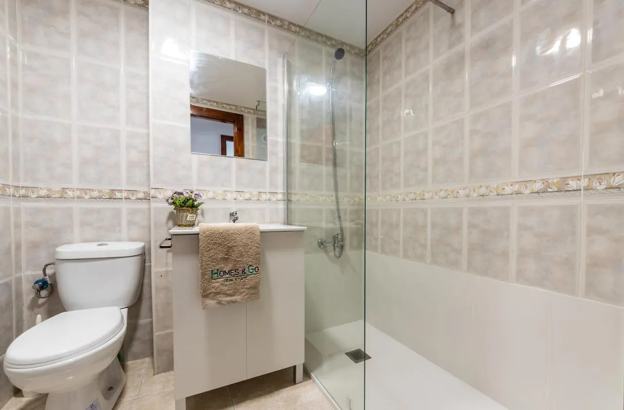 Homes & Go Faraon Park La Pineda Apartment